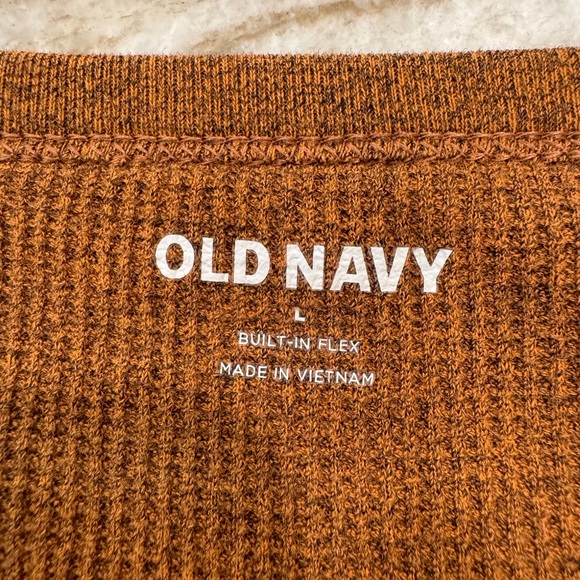 Old Navy Men’s thermal long sleeve shirts large - Picture 2 of 4